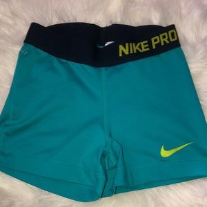 Nike Pro Spandex